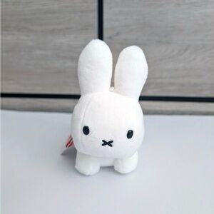 NWT Miffy Plush - Running - Dick Bruna Sekiguchi -  White Bunny
